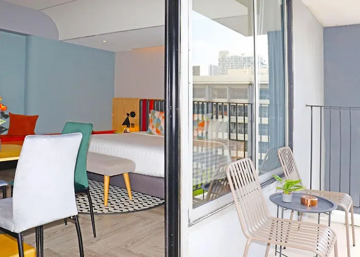 Hotel The Quarter Onnut By Uhg - Close To Bitec, Cloud 11, 40 Minutes To Suvarnabhumi Airport 4*
