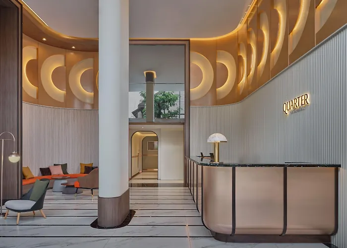 Hotel The Quarter Onnut By Uhg - Close To Bitec, Cloud 11, 40 Minutes To Suvarnabhumi Airport 4*