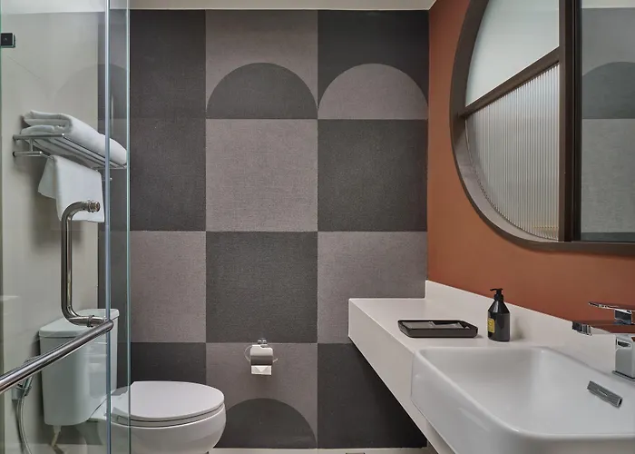 Hotel The Quarter Onnut By Uhg - Close To Bitec, Cloud 11, 40 Minutes To Suvarnabhumi Airport