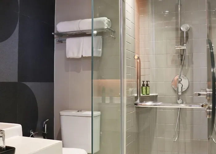 The Quarter Onnut By Uhg - Close To Bitec, Cloud 11, 40 Minutes To Suvarnabhumi Airport Bangkok